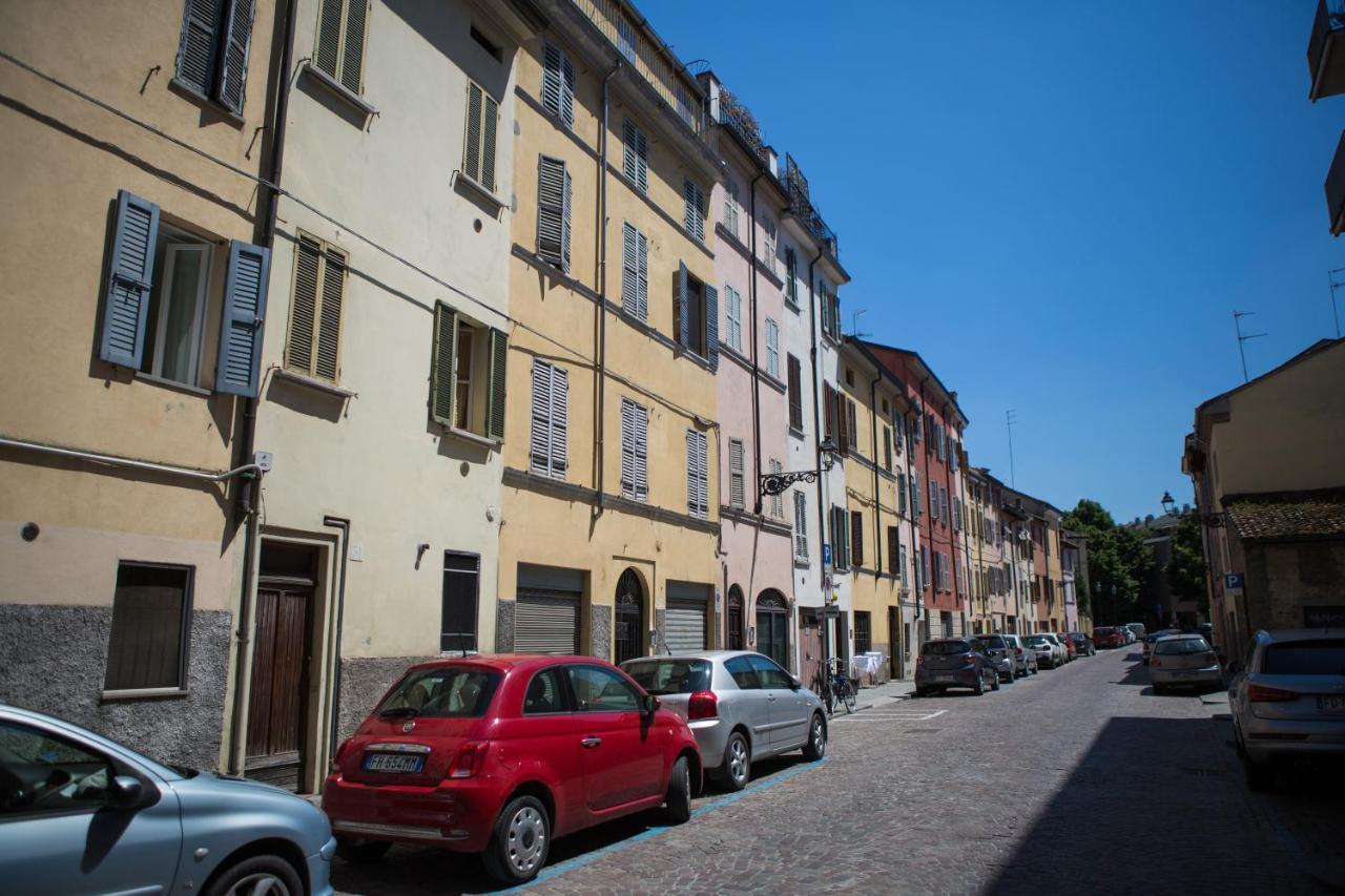 Centro Storico Oltretorrente Apartment Parma Bagian luar foto